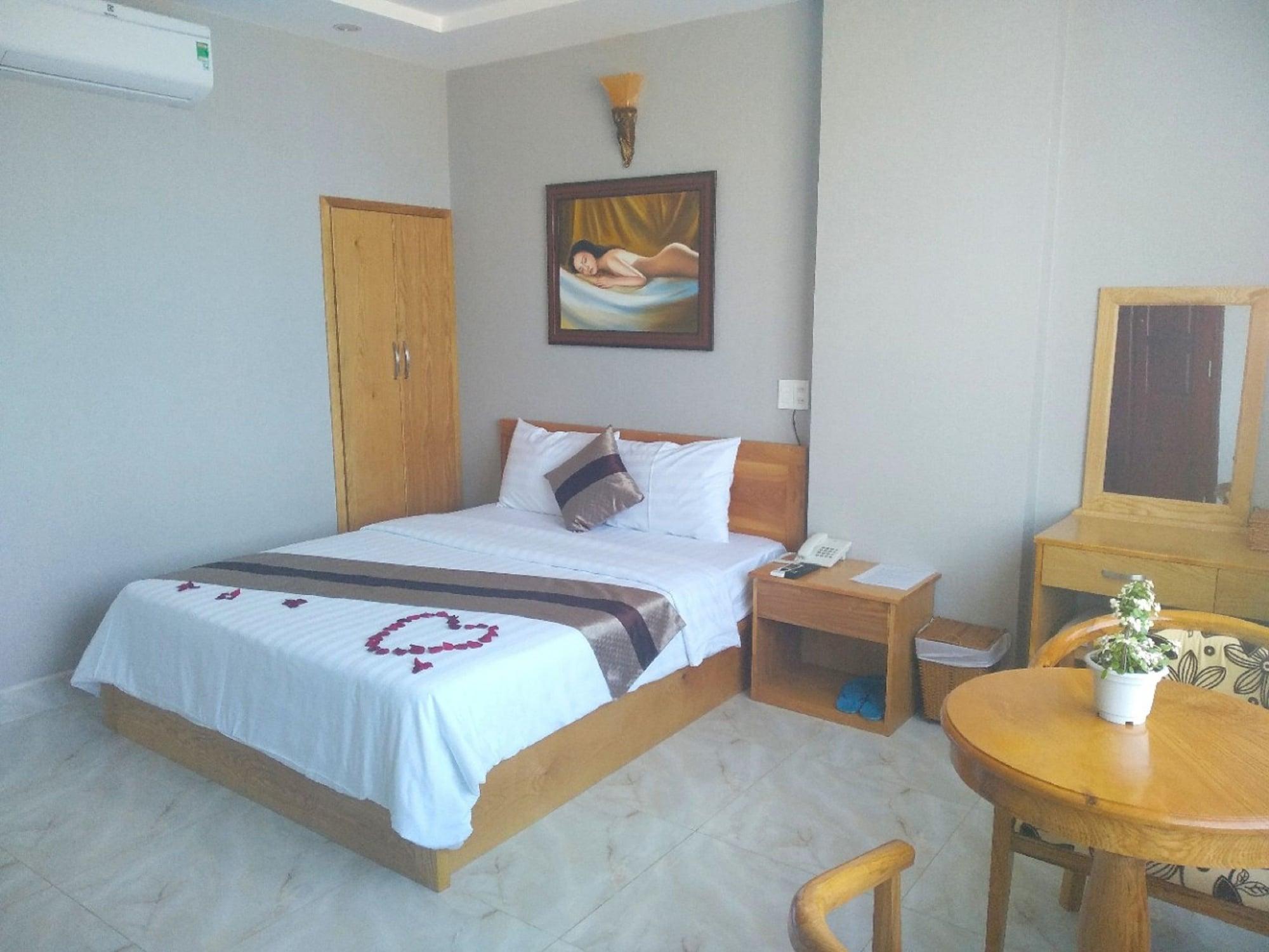 Ngoc Hanh Beach Hotel Vung Tau Exterior photo