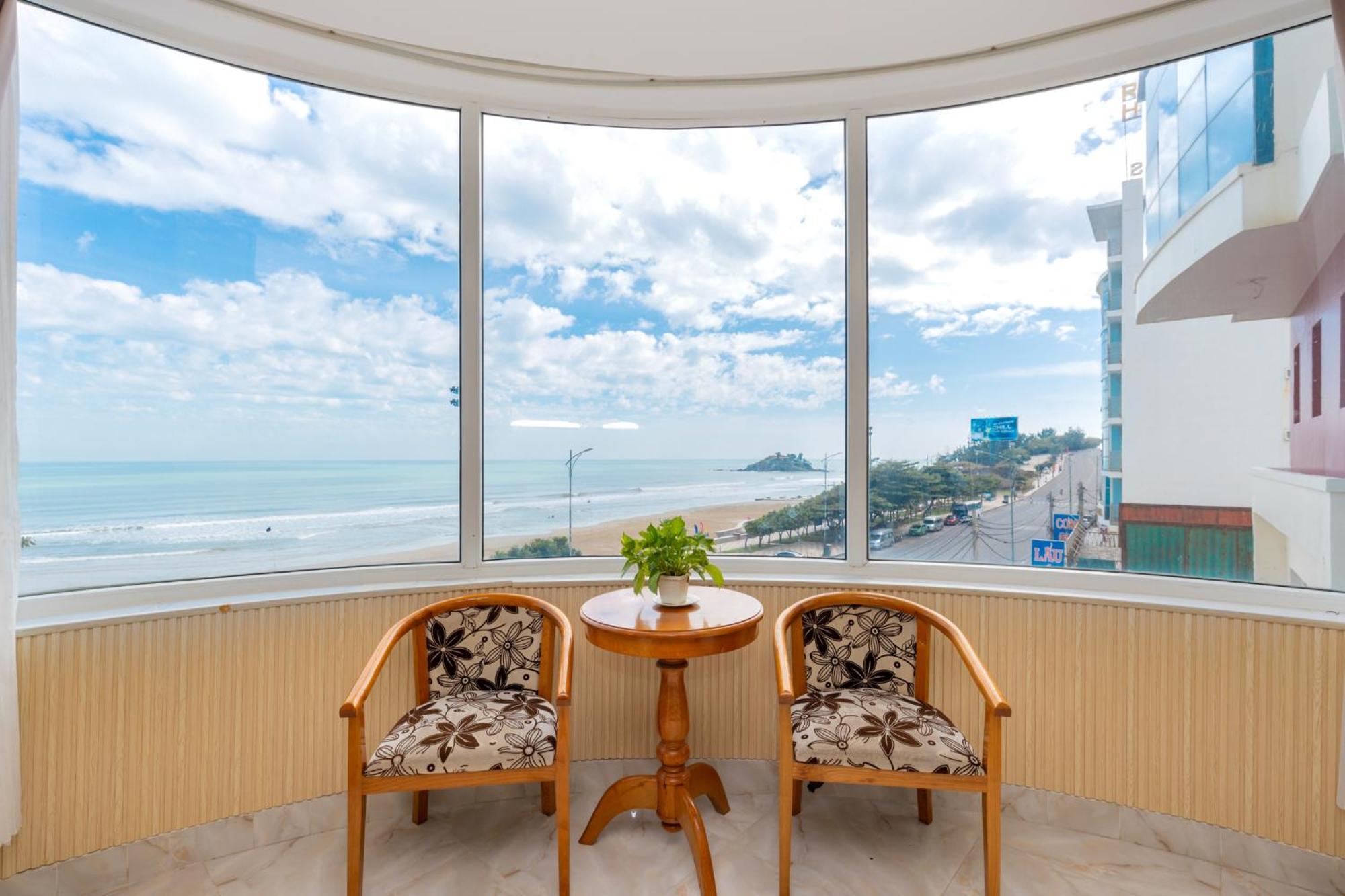 Ngoc Hanh Beach Hotel Vung Tau Exterior photo