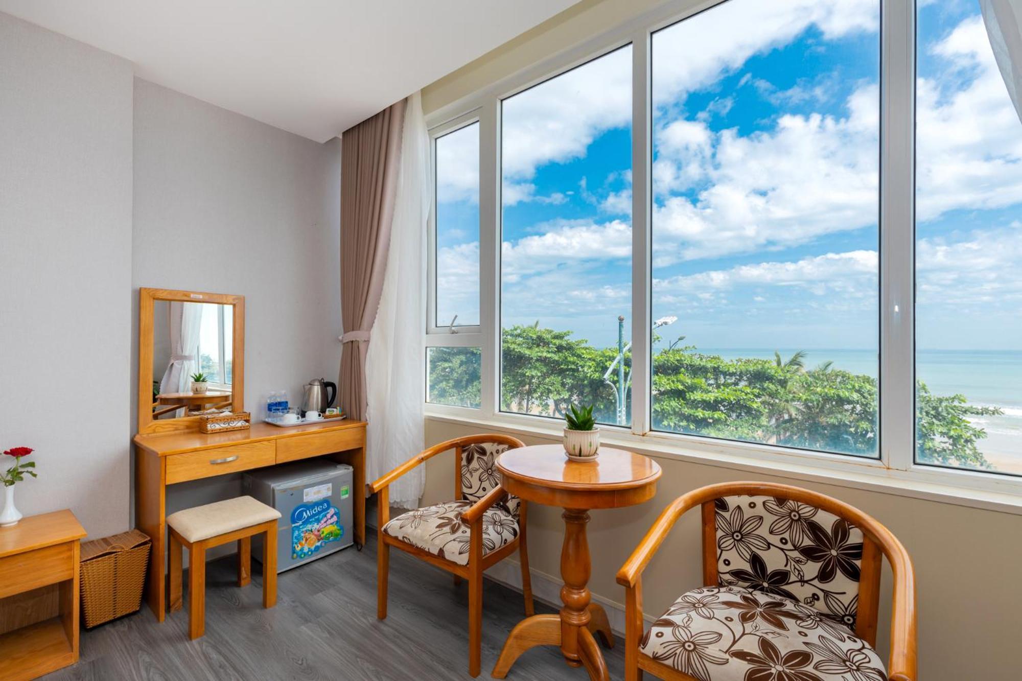Ngoc Hanh Beach Hotel Vung Tau Exterior photo